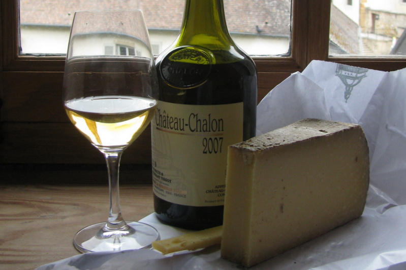 Vin jaune and Comté cheese. Picture by Olga Nikandrova