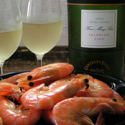 Shrimps with sad eyes and one of the most famous Fino in the background