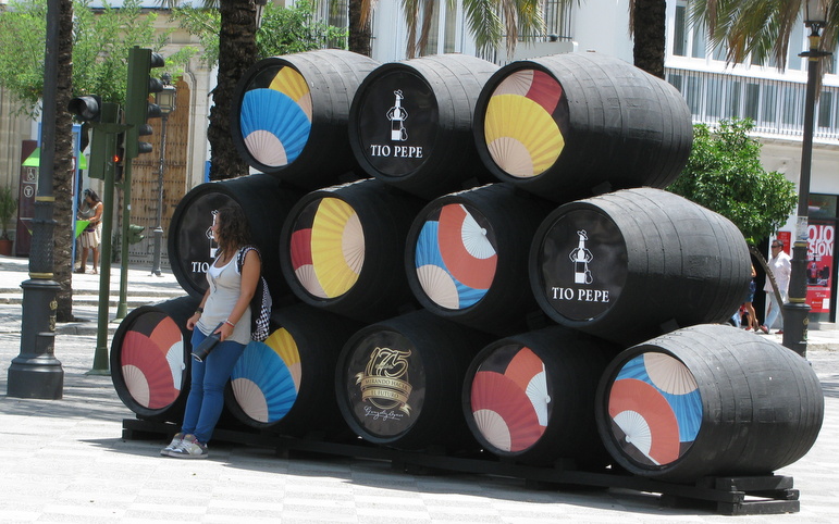  Barrels asthe main element ofthe urban environment 